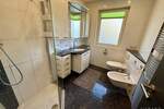 Bungalow Iphofen - 6 Zimmer, 160 m&sup2;, 2.380&euro; | Angebot:25682631