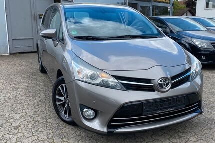 Toyota Verso 123.500 km 7.990 &euro; Kreuztal 57223