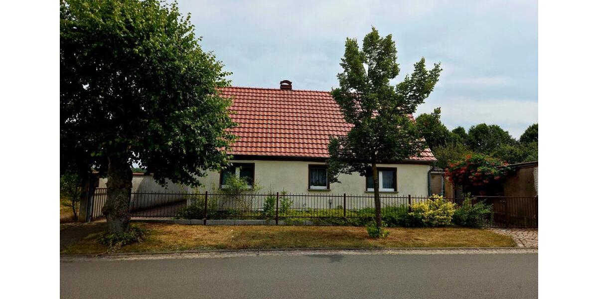 Einfamilienhaus Beilrode - 6 Zimmer, 100 m&sup2;, 63.999&euro; | Angebot:27141312
