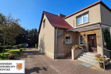 Haus mit Garten, Garagen und viel Platz am Stadtrand! 5 zimmer