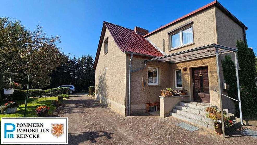 Haus mit Garten, Garagen und viel Platz am Stadtrand! 5 zimmer