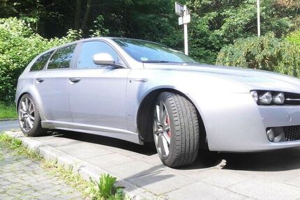 Alfa Romeo 159