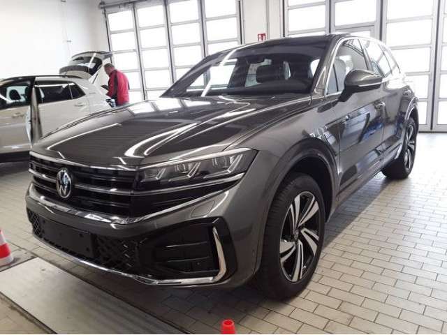 VW Touareg 32.366 km 62.430 &euro; Karlstadt 97753