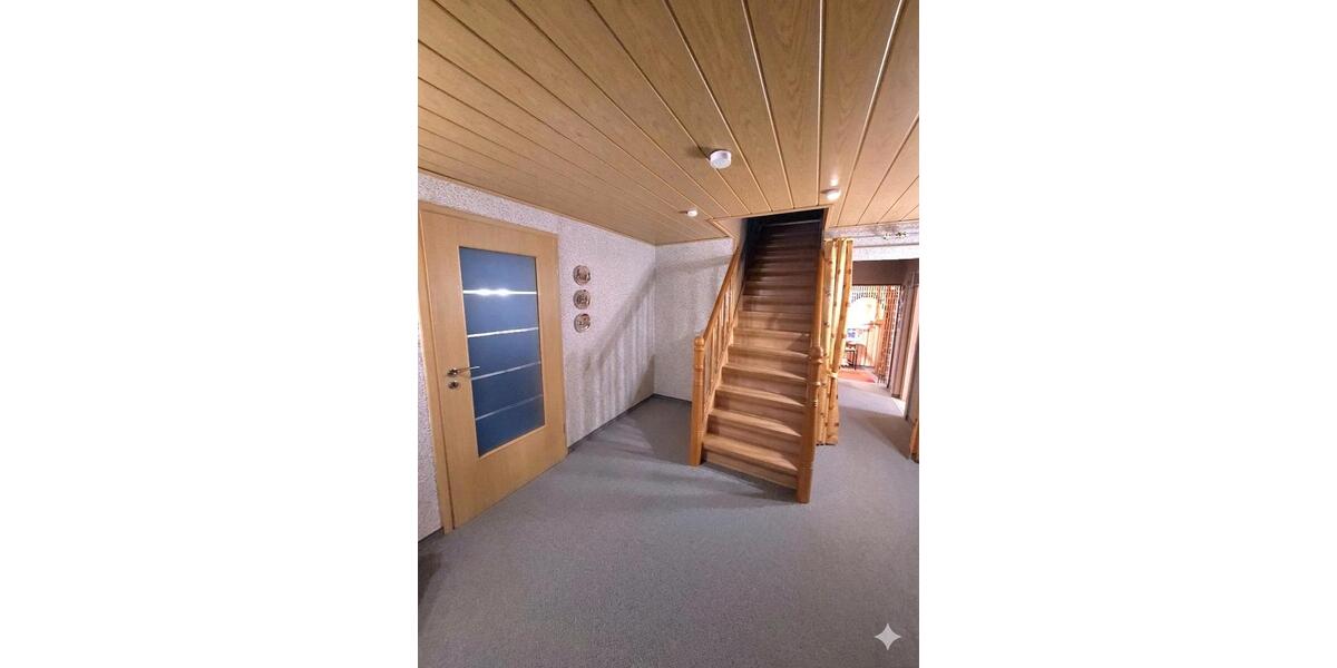 Einfamilienhaus Ballenstedt - 8 Zimmer, 120 m&sup2;, 129.000&euro; | Angebot:26407476