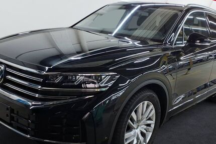 VW Touareg 25.500 km 52.440 &euro; Wackersdorf 92442