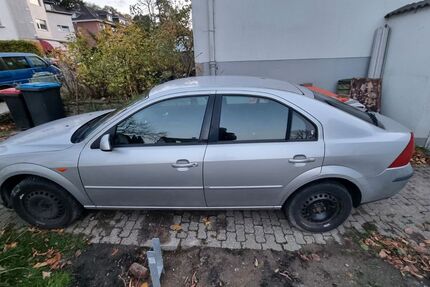 Ford Mondeo 151.271 km 660 &euro; Aachen 52070