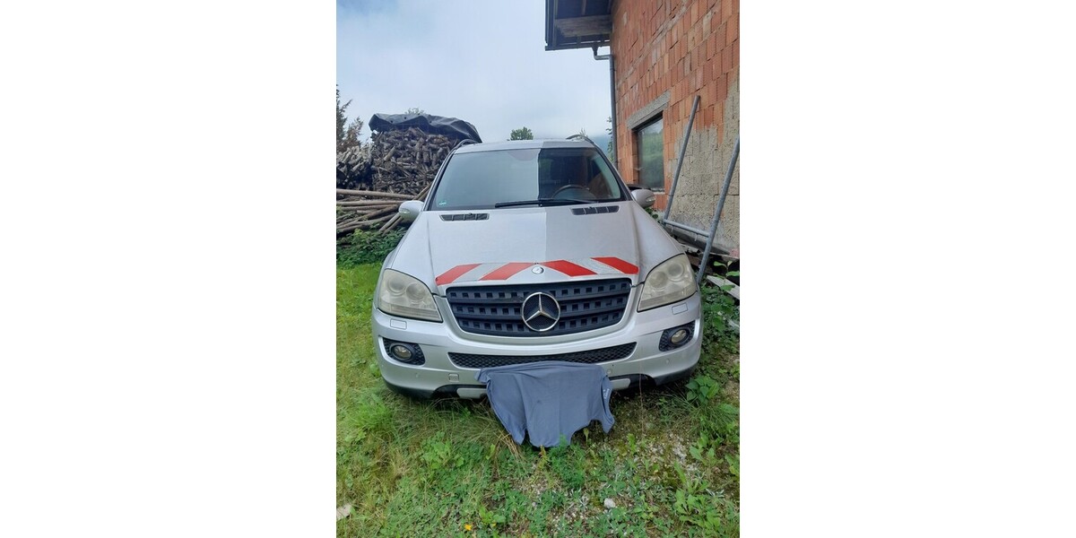 Mercedes-Benz ML 320 260.000 km 3.200 € Bad Kötzting 93444