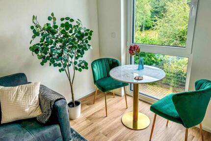 Möbliertes Business-Apartment – All-in-Angebot mit Tiefgarage