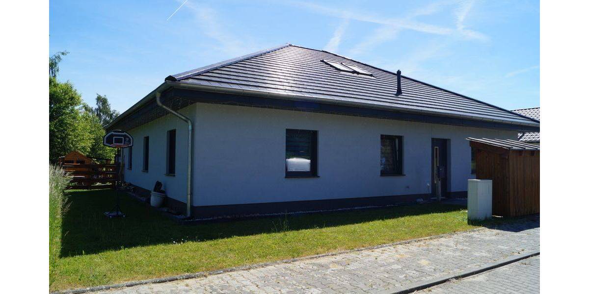 Einfamilienhaus Reichenwalde - 3 Zimmer, 130 m&sup2;, 1.350&euro; | Angebot:26824644