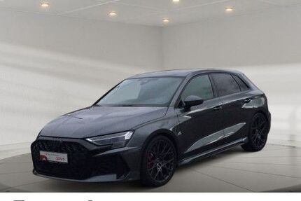 Audi RS3 1.100 km 76.600 &euro; Weißenfels 06667