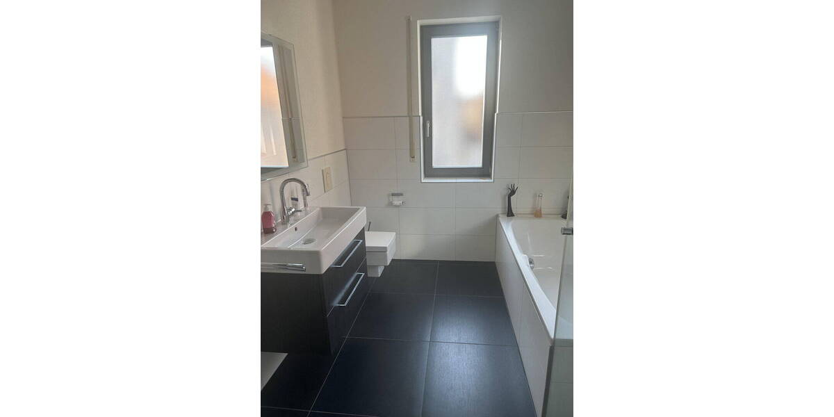 Etagenwohnung Amberg - 2 Zimmer, 79 m&sup2;, 325.000&euro; | Angebot:26034797