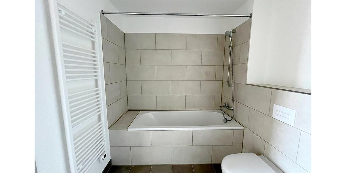 Etagenwohnung Cottbus Sachsendorf - 3 Zimmer, 68 m&sup2;, 1.086&euro; | Angebot:26163997