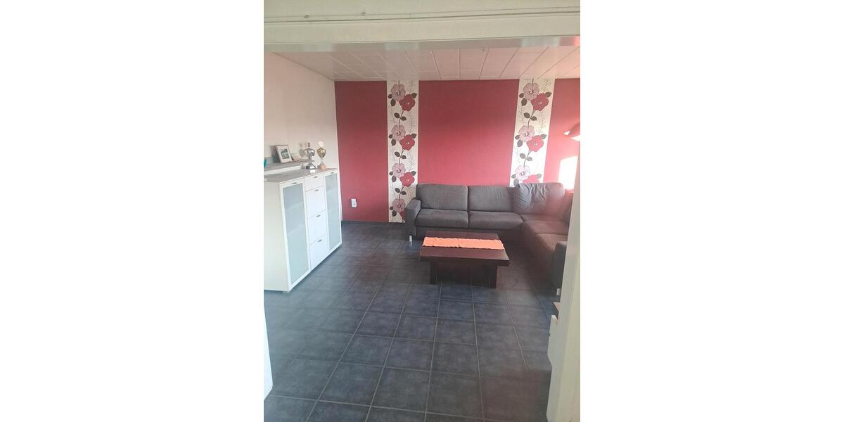 Etagenwohnung Finnentrop - 5 Zimmer, 115 m&sup2;, 850&euro; | Angebot:25299083