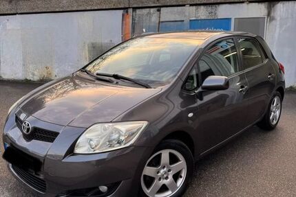 Toyota Auris 87.295 km 5.199 &euro; Esslingen 73732