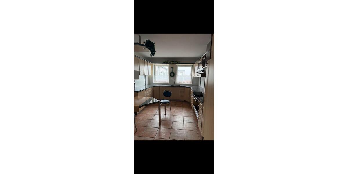 Einfamilienhaus Borken - 6 Zimmer, 270 m&sup2;, 2.500&euro; | Angebot:26340395