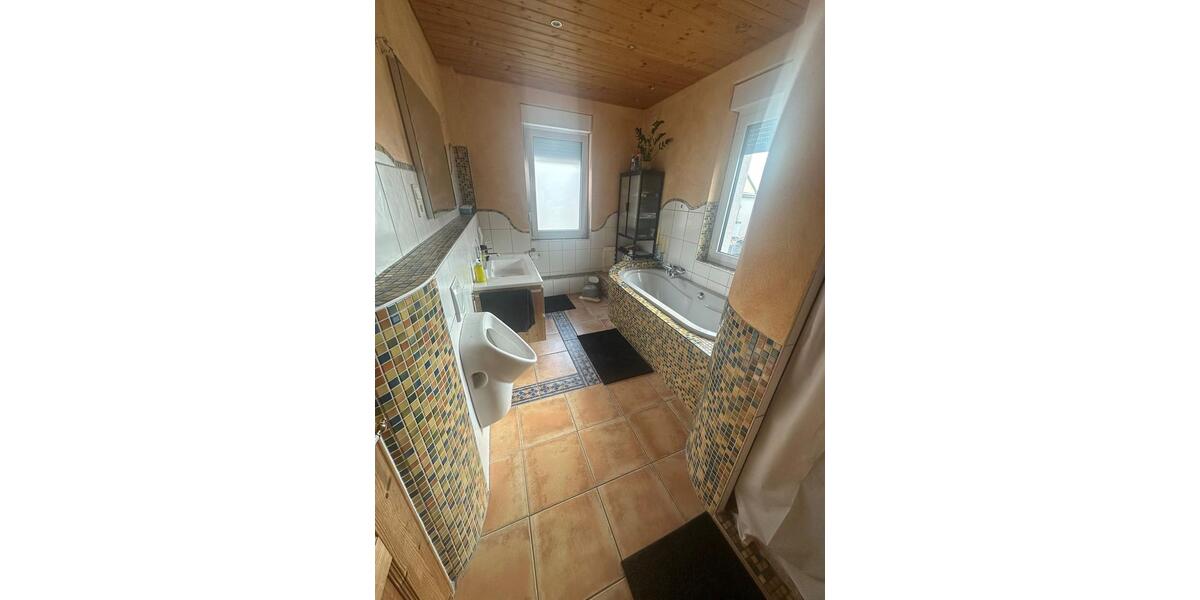 Einfamilienhaus Nickenich - 5 Zimmer, 167 m&sup2;, 380.000&euro; | Angebot:26358263