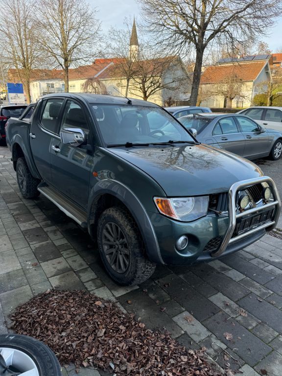 L200