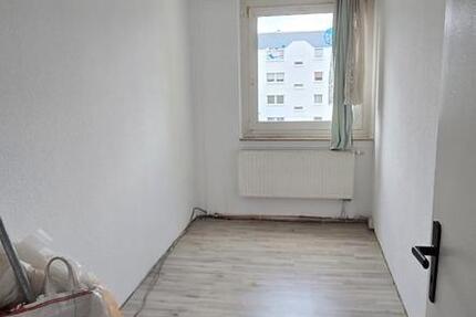 Wohnung Mülsen - 4 Zimmer, 70 m&sup2;, 350&euro; | Angebot:26313670