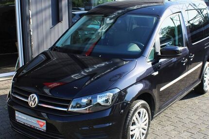 VW Caddy 85.250 km 17.990 &euro; Paderborn 33104