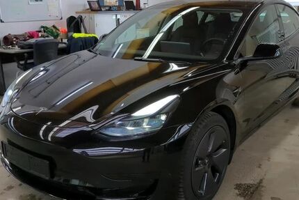 Tesla Model 3 56.000 km 25.990 &euro; Kirchberg/Untermitterdorf 94259