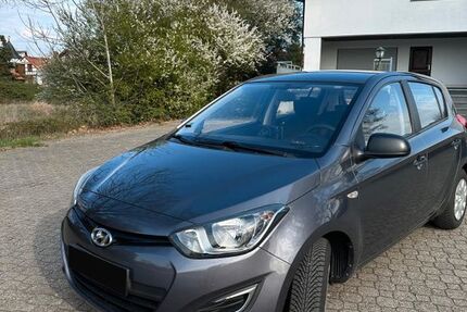 Hyundai i20 67.000 km 6.850 &euro; Karlsdorf-Neuthard 76689
