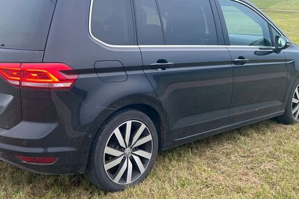 VW Touran 181.000 km 16.000 € Hohenstein 72531