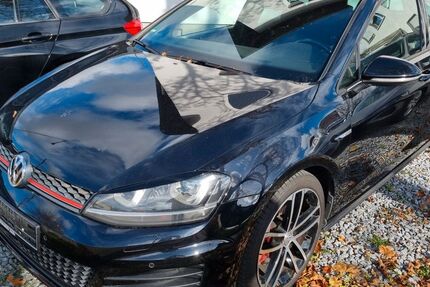 VW Golf 177.000 km 11.999 € Dachau (bei München) 85221