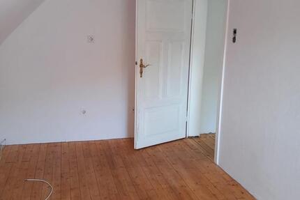 Fürstengrund: kleine 3-Zimmer-Wohnung zu vermieten