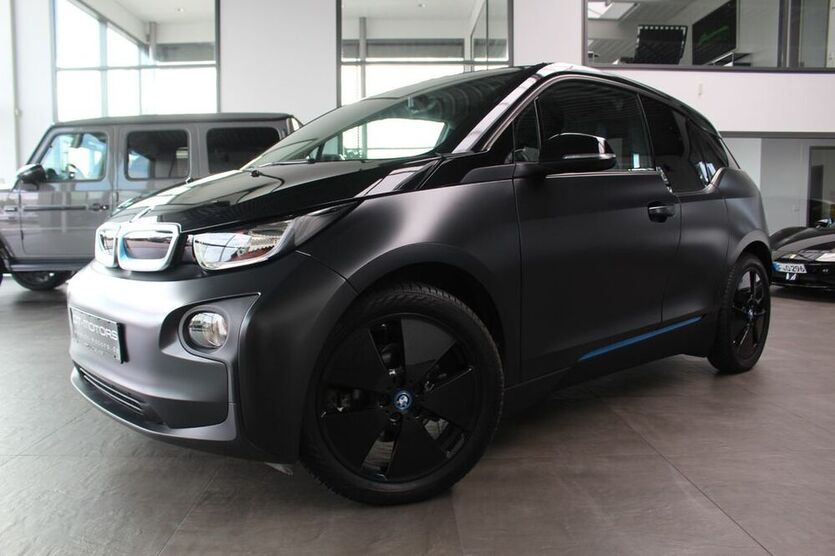 i3