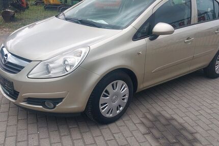 Opel Corsa 87.701 km 1.990 &euro; Raguhn-Jeßnitz 06779