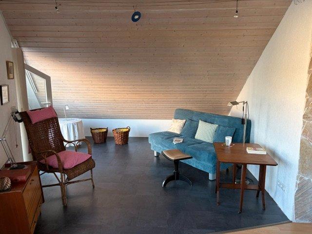 Dachgeschoßwohnung Tengen - 2 Zimmer, 80 m&sup2;, 315.000&euro; | Angebot:27104421