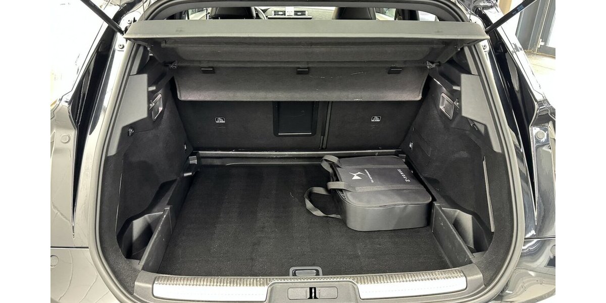 DS Automobiles DS7 Crossback 300 4x4 Performance Line 1.Hand 133.100 km 17.980 &euro; Lich 35423