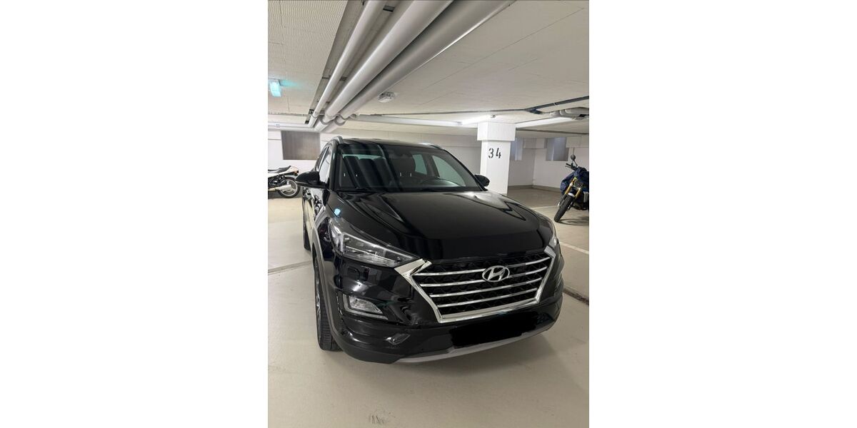 Hyundai TUCSON 62.000 km 22.500 &euro; Markdorf 88677