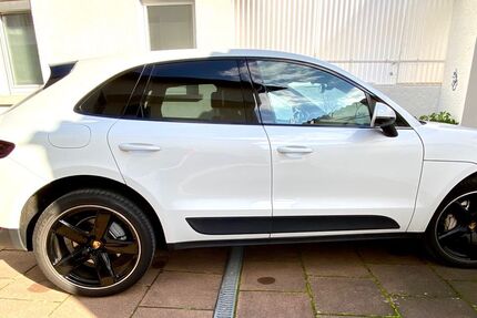 Porsche Macan 190.200 km 29.500 &euro; Niedernberg 63843