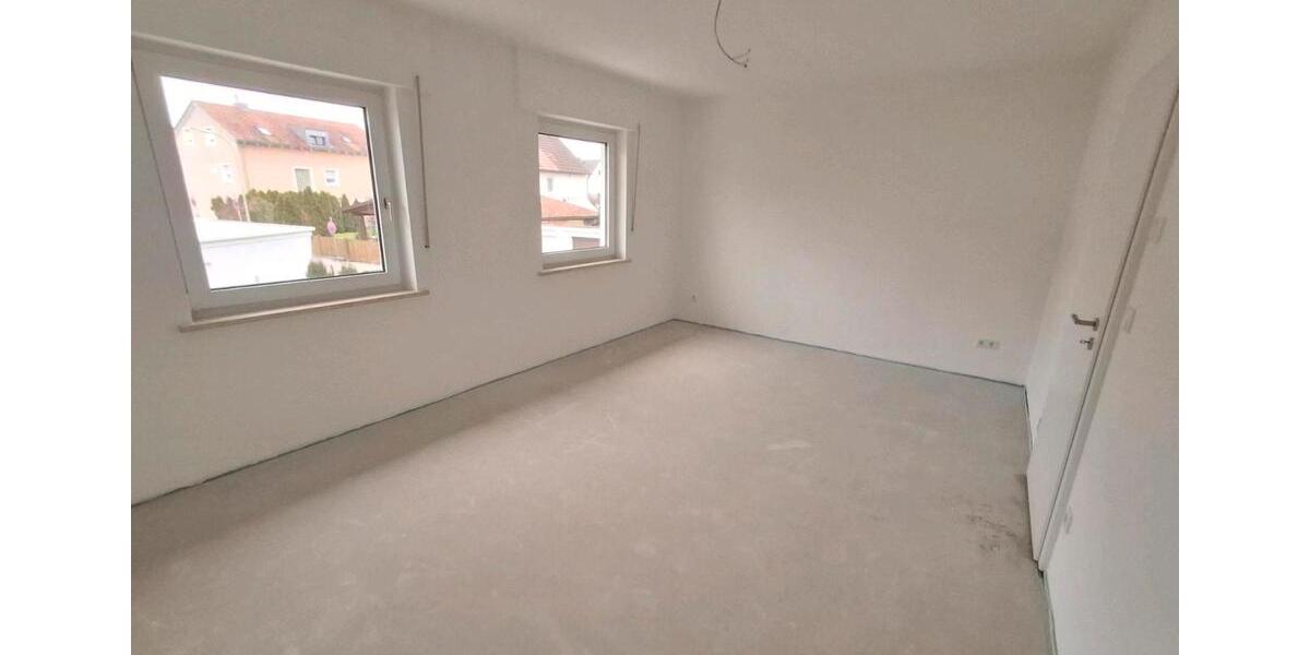 Reihenhaus Ingolstadt Nordost - 4 Zimmer, 112 m&sup2;, 1.700&euro; | Angebot:24706300