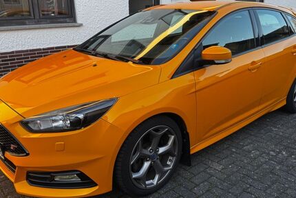 Ford Focus 154.000 km 12.799 &euro; Gillenfeld 54558