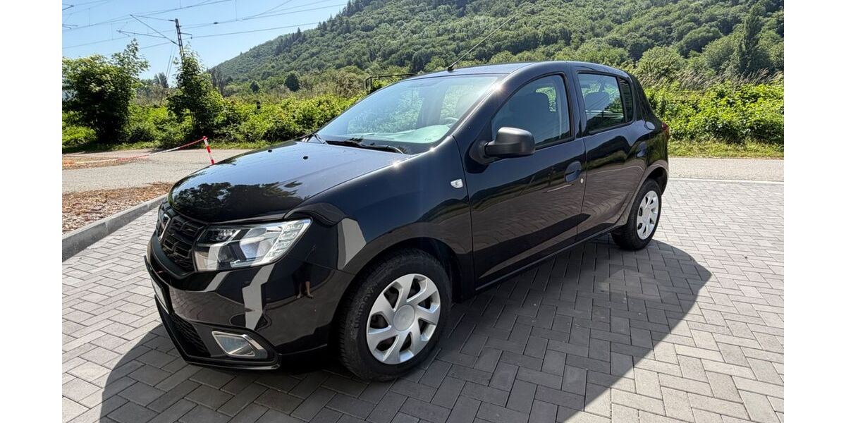 Dacia Sandero 3.500 km 9.450 &euro; Klotten 56818