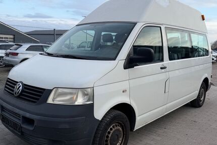 VW T5 Transporter 200.000 km 5.900 &euro; Schleswig 24837