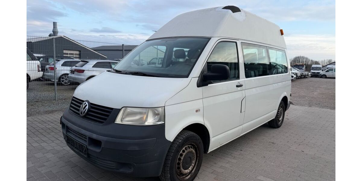 VW T5 Transporter 200.000 km 5.900 &euro; Schleswig 24837