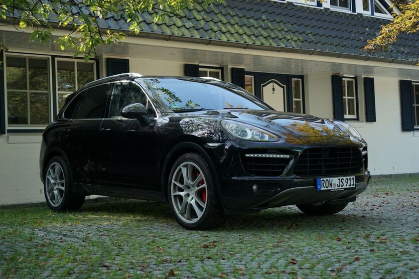 Porsche Cayenne 260.000 km 21.500 € Hamburg 27419