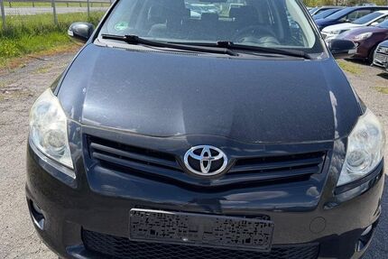 Toyota Auris 234.000 km 3.000 &euro; Sohren 55487