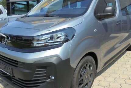 Opel Vivaro 15.500 km 37.990 &euro; Petting 83367