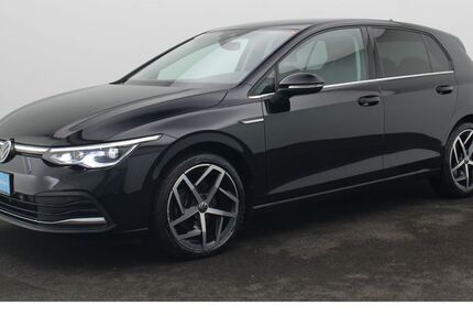 VW Golf 83.500 km 23.990 &euro; Würzburg 97076