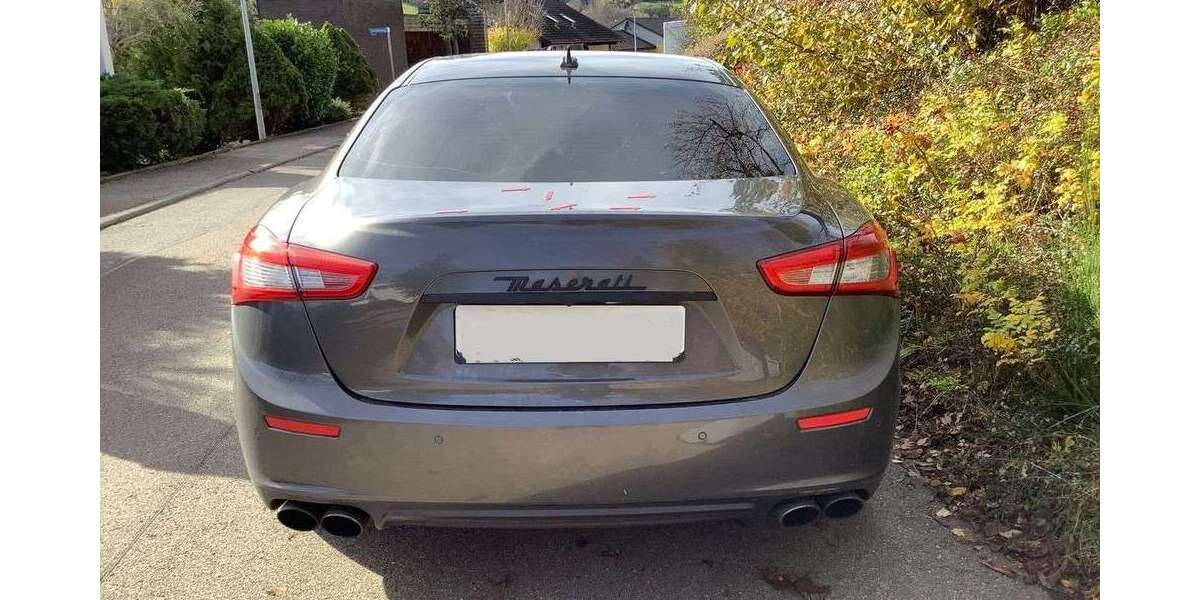 Maserati Ghibli 73.006 km 33.110 &euro; Kollerbeck (Marienmünster) 37696