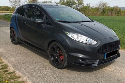 Ford Fiesta 66.700 km 12.000 &euro; Rosdorf 37124
