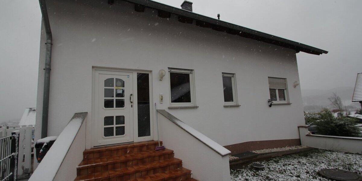 Sontra, 2 Fam.Hs. - Zweifamilienhaus Sontra | Angebot:9336461