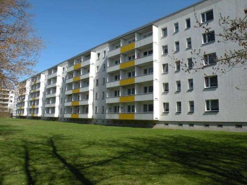 Wohnung zum Mieten in Stralsund 324,21 € 48.39 m² 2 zimmer