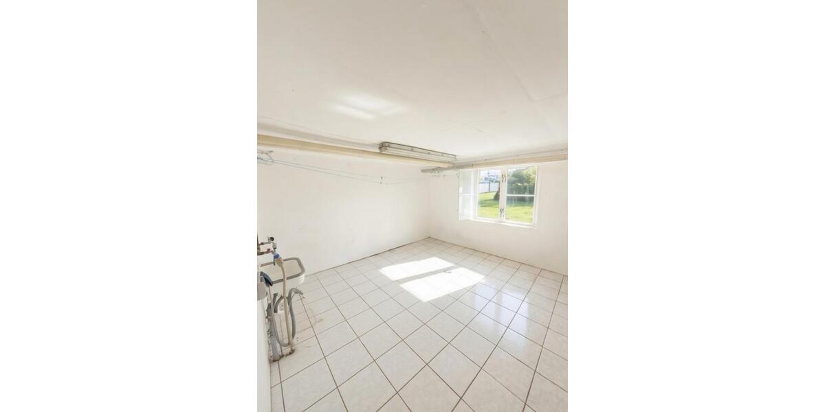 Erdgeschoßwohnung Heiligenhaus - 4 Zimmer, 105 m&sup2;, 299.000&euro; | Angebot:26122115