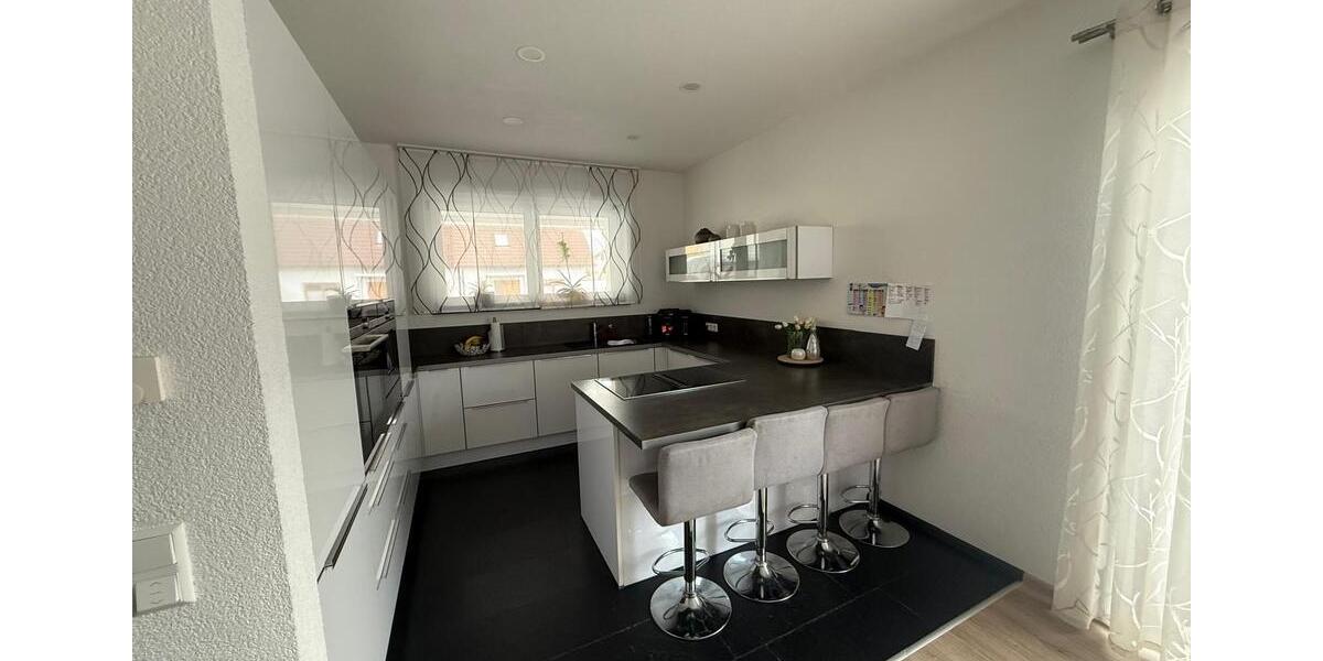 Bungalow Mössingen - 4 Zimmer, 135 m&sup2;, 899.000&euro; | Angebot:26099900