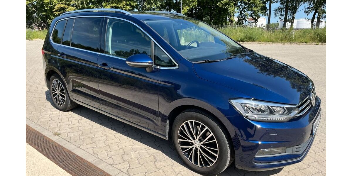 VW Touran 110.500 km 18.800 &euro; Braunschweig 38110